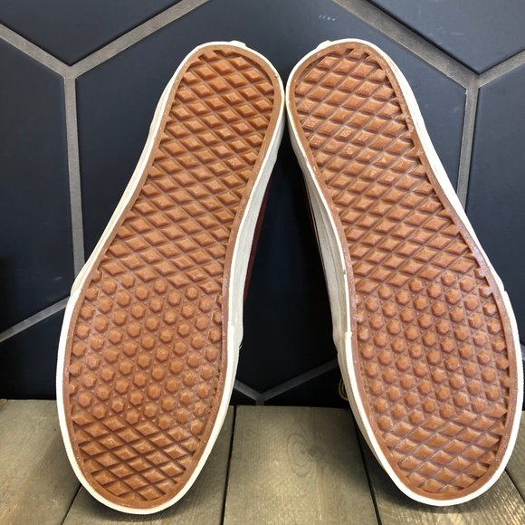 *New W/ Damaged Box! Vans 106 Vulcanized Pig Suede Multiple Sizes* - Picture 5 of 5